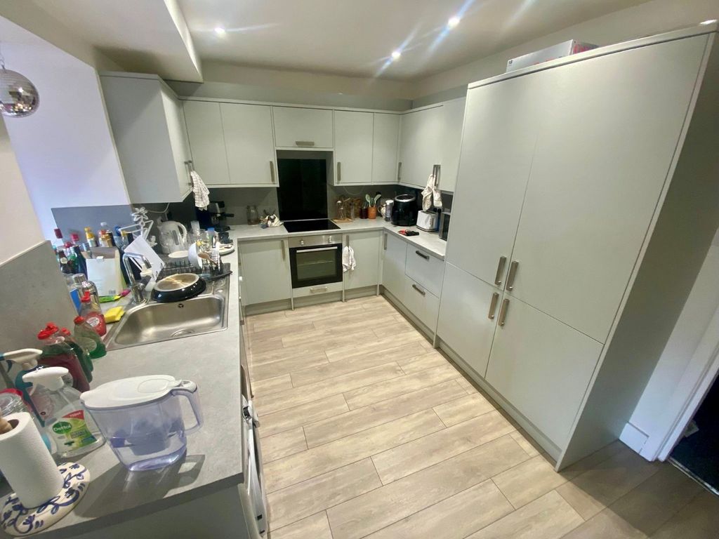 Property photo 3 of 12 Picture No. 17