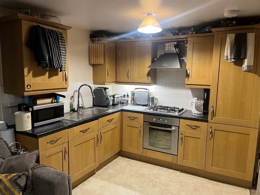 Property photo 2 of 6