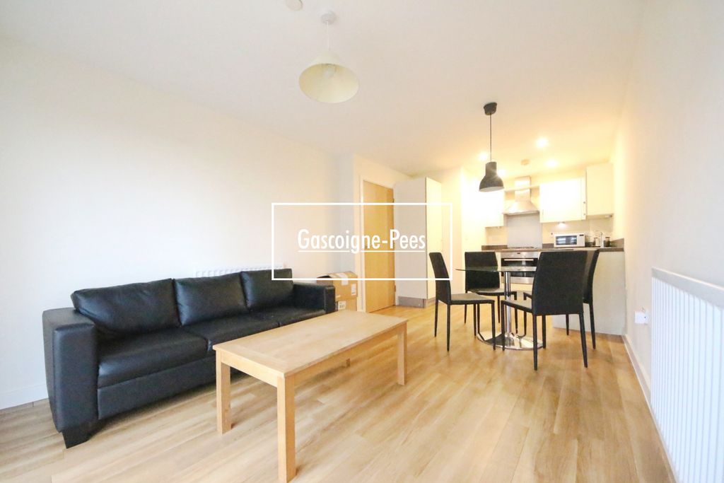 Property photo 1 of 6