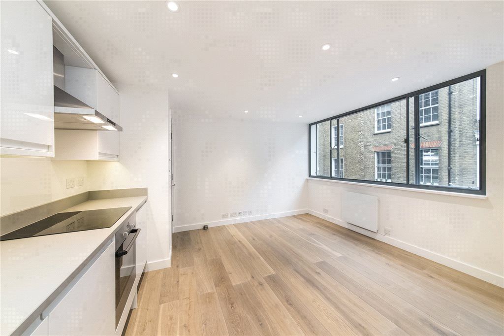 Property photo 1 of 6 Wellington Court