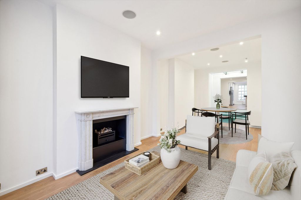 Property photo 2 of 13 Image