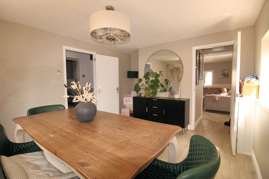 Property photo 3 of 15 Img_0706