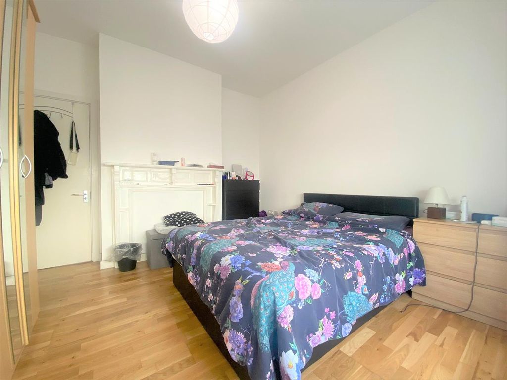 Property photo 2 of 7 Bedroom (2).Jpg