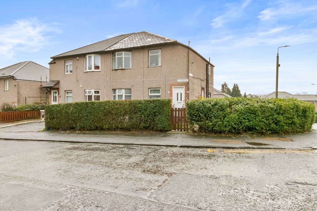 Property photo 2 of 25