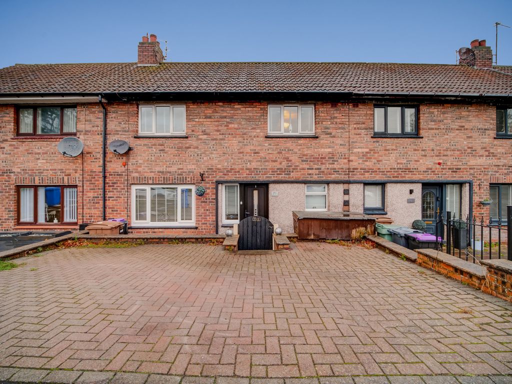 Property photo 1 of 21 3 Bedroom Mid-Terraced Villa
