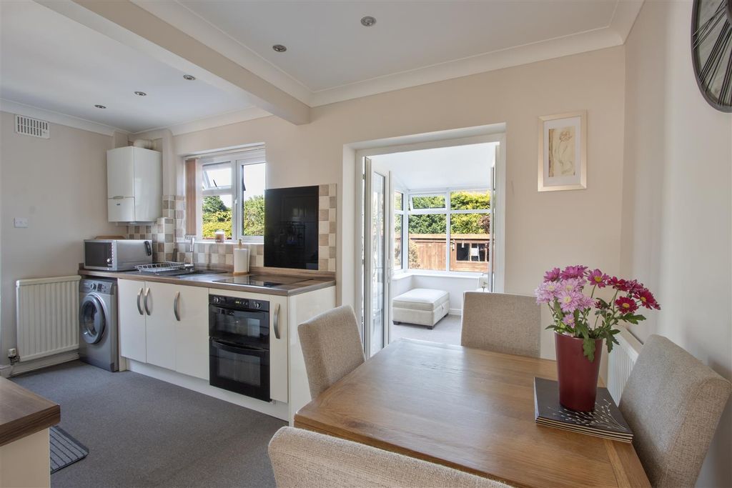 Property photo 2 of 17 New Kitchen.Jpg