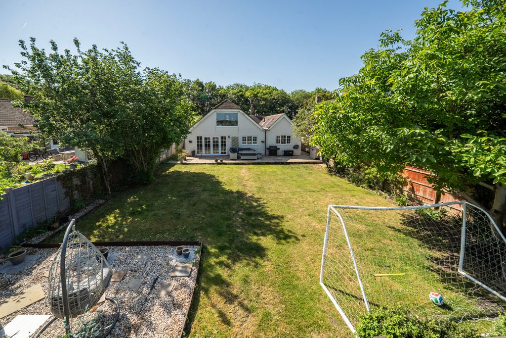 Property photo 1 of 21 14666601