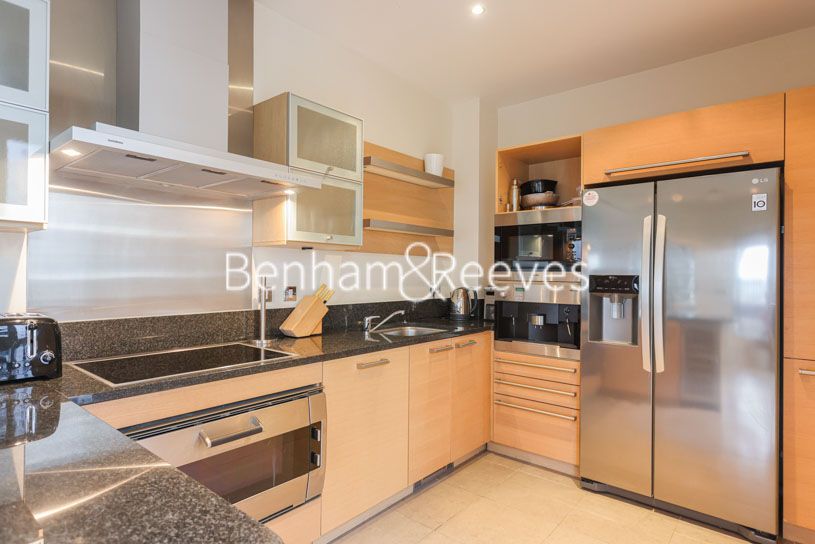 Property photo 2 of 34