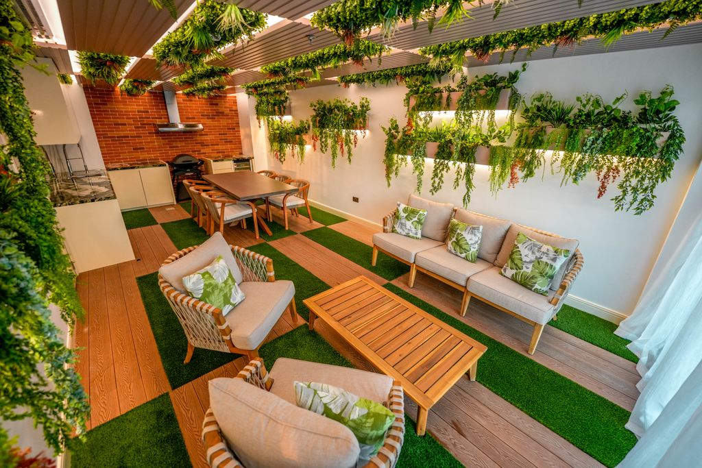 Property photo 3 of 26