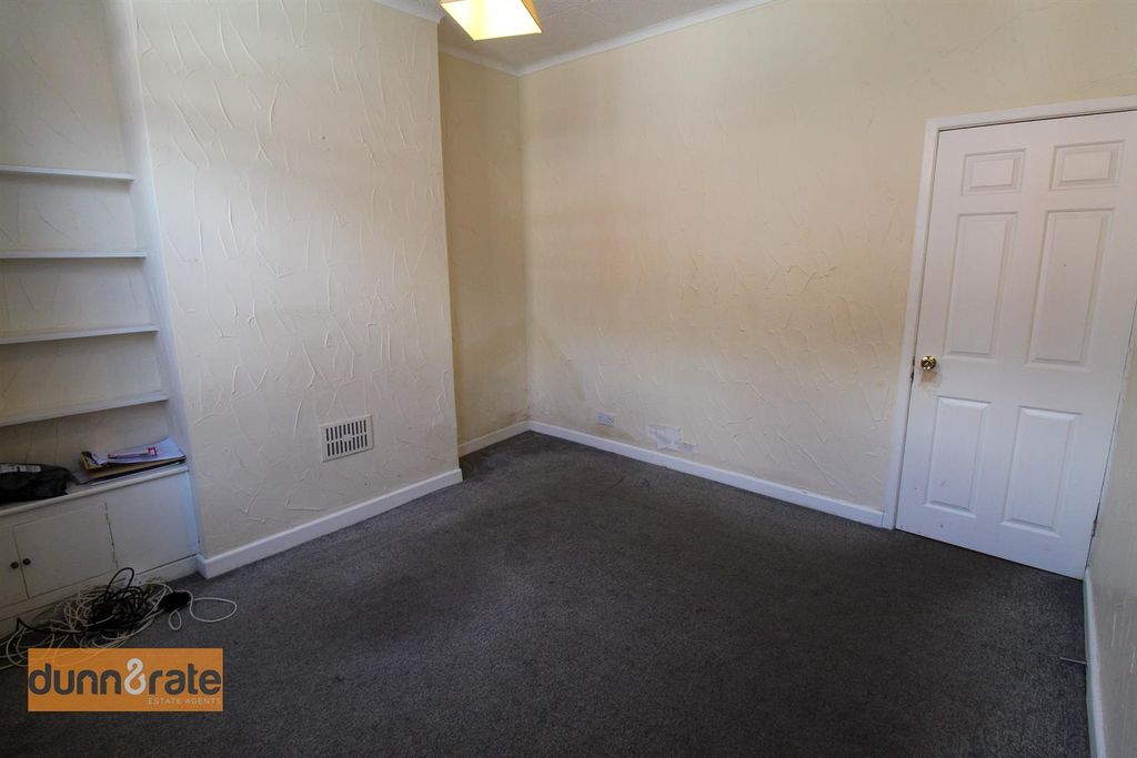 Property photo 2 of 11 Img_4860.Jpg