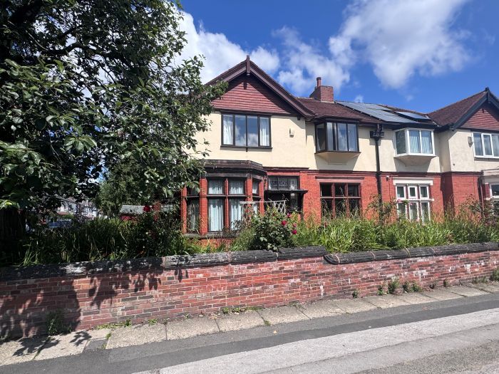 Property photo 2 of 36