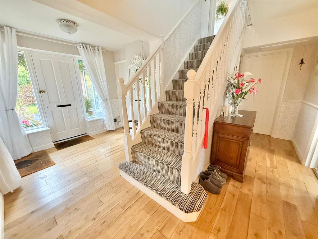 Property photo 3 of 22