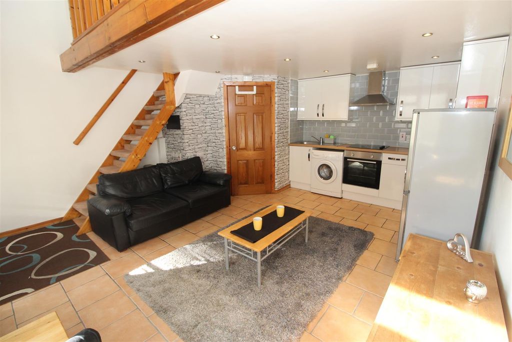 Property photo 2 of 15 Img_5602.Jpg