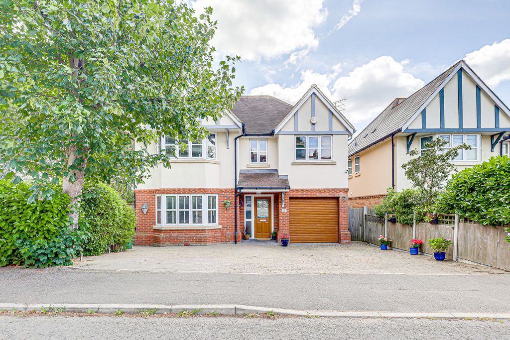 Property photo 1 of 30