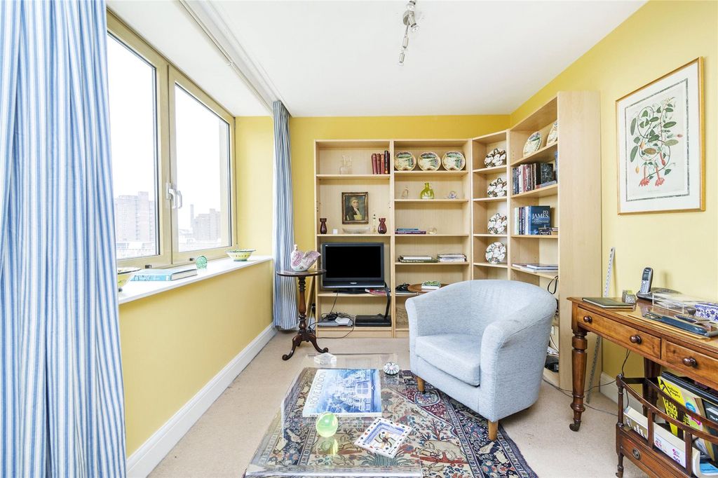 Property photo 3 of 10 Picture No. 09