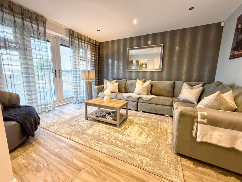 Property photo 2 of 26 Photo 17