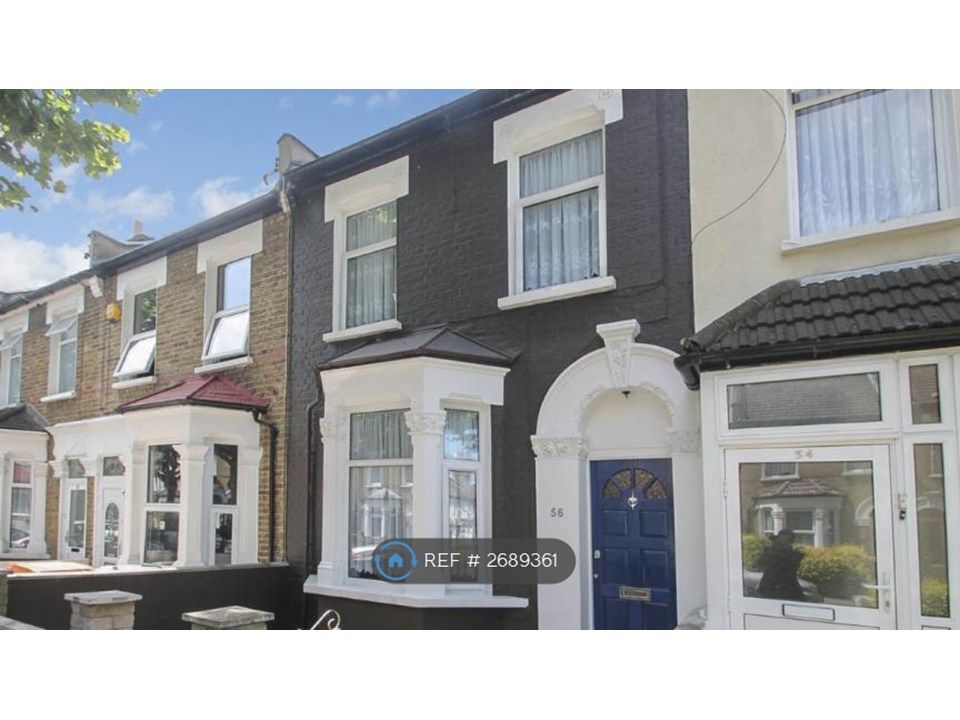 Property photo 1 of 8 Front