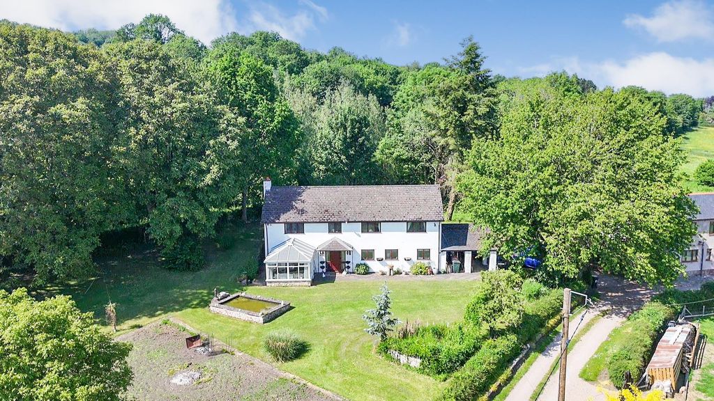 Property photo 1 of 23 Dji_Fly_20260526_153924_0_1779806364408_Photo_Low_