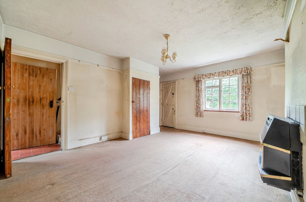 Property photo 2 of 23 1453562-15-69Fa41...