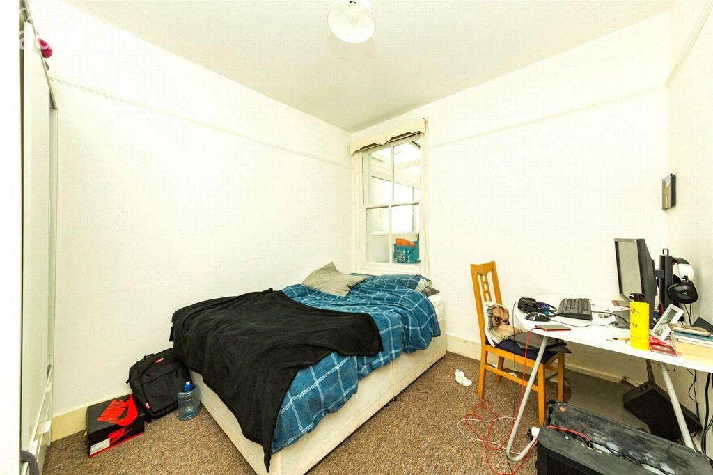 Property photo 3 of 12 Picture No. 44
