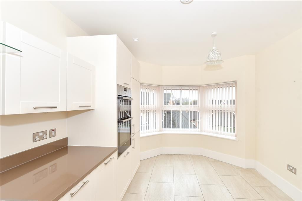 Property photo 1 of 5 Kitchen/Breakfast Room