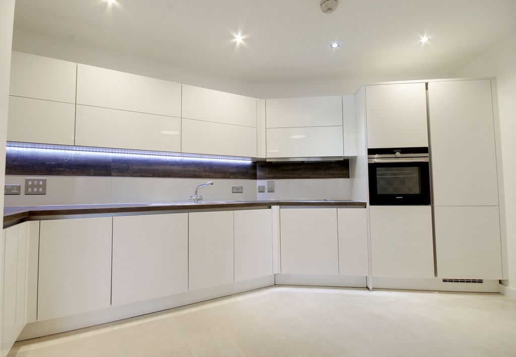 Property photo 3 of 7 Kikitchen