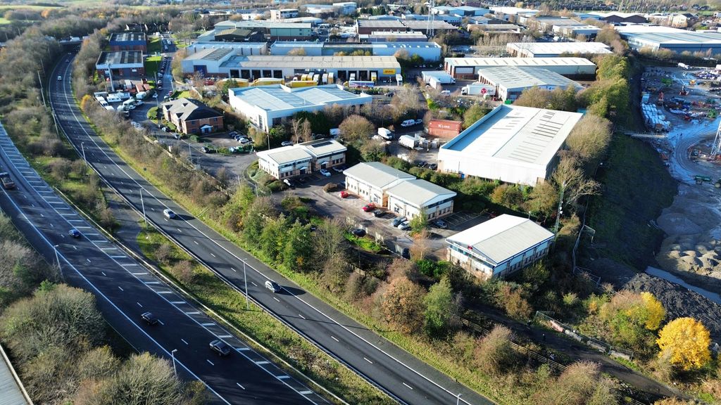 Property photo 3 of 10 Dji_Fly_20251202_122912_282_1764679090436_Photo_Optimized.Jpeg