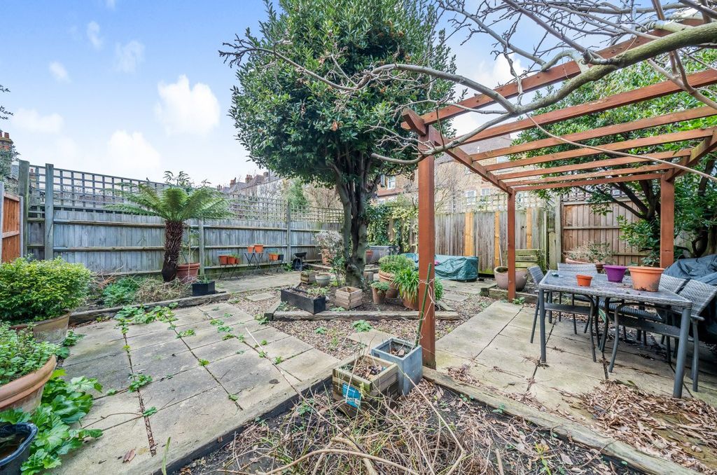 Property photo 2 of 13 Picture No. 08