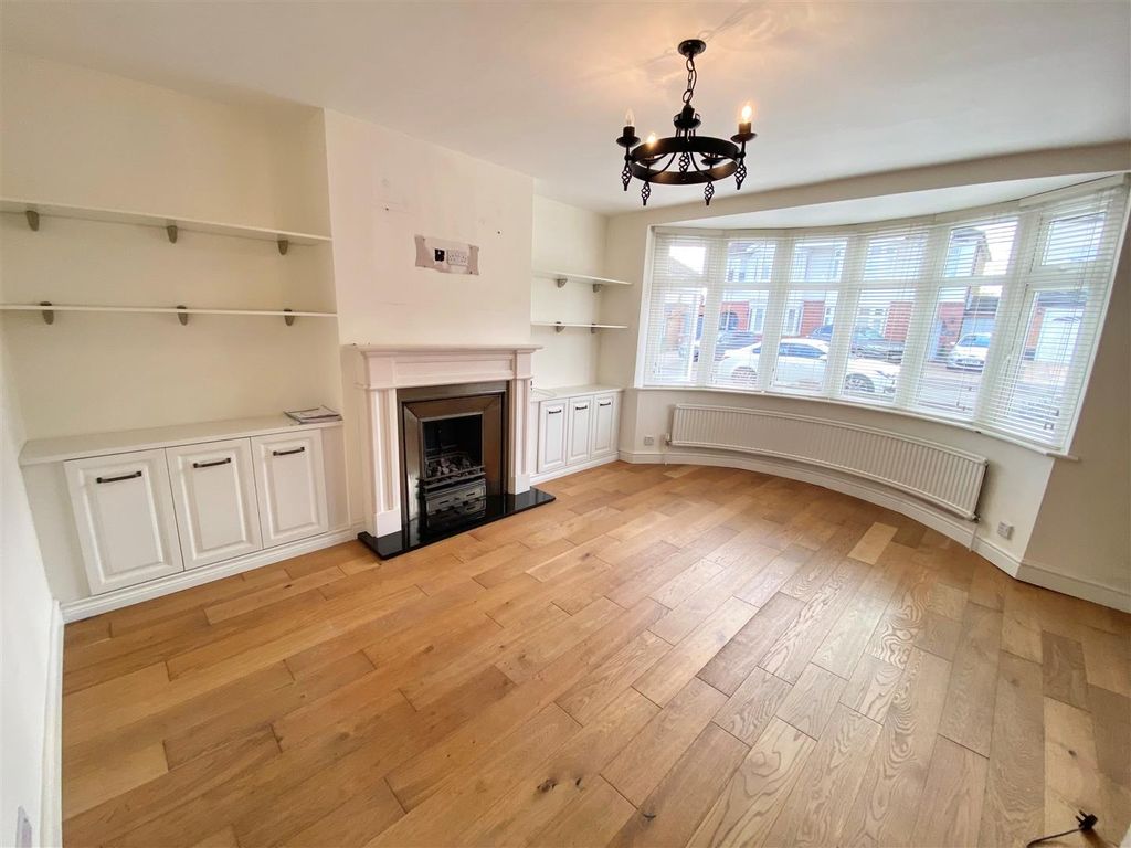 Property photo 2 of 9 Lounge Pic 2.Jpg