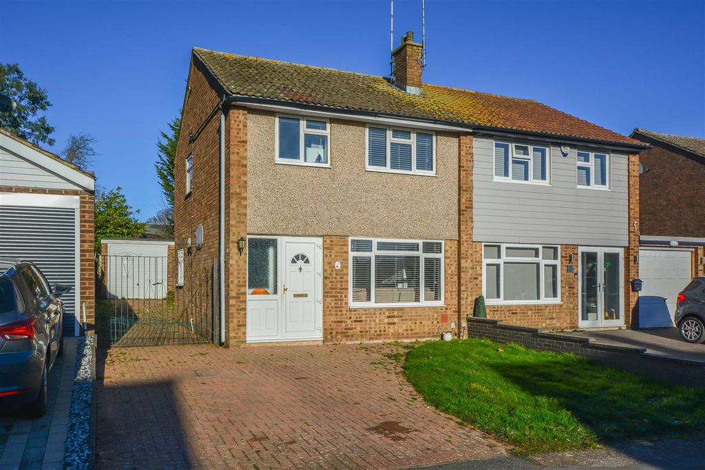 Property photo 1 of 16 Dsc_0653.Png