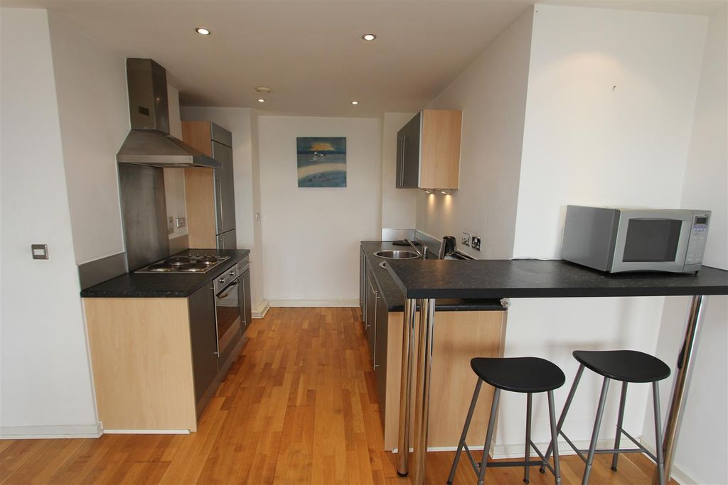Property photo 3 of 10 Kitchen2.Jpg