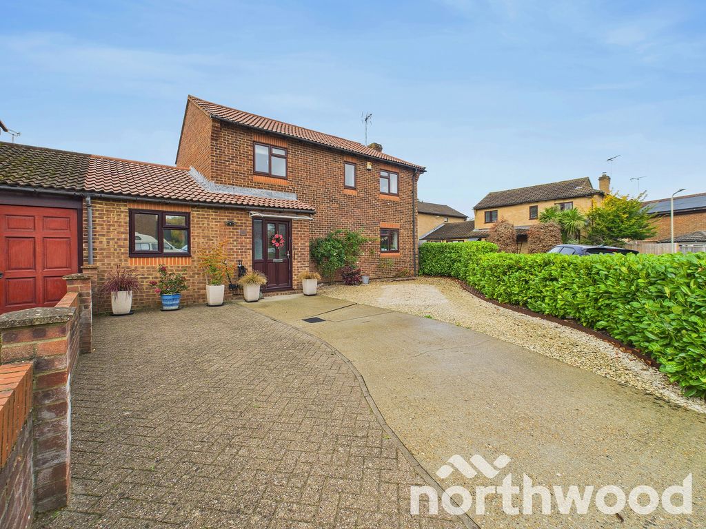 Property photo 1 of 39