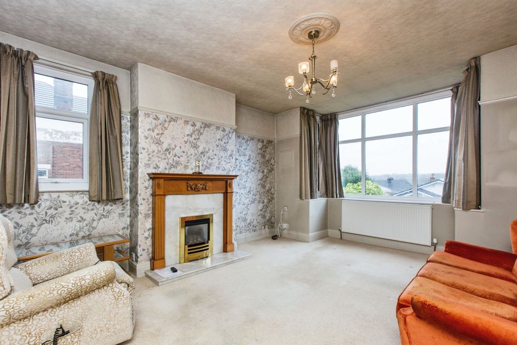 Property photo 2 of 17 Photography