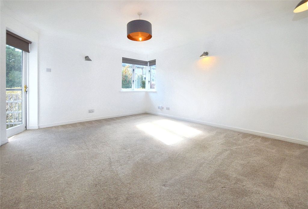 Property photo 3 of 8 Picture No. 08