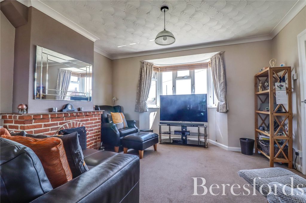 Property photo 2 of 16 2