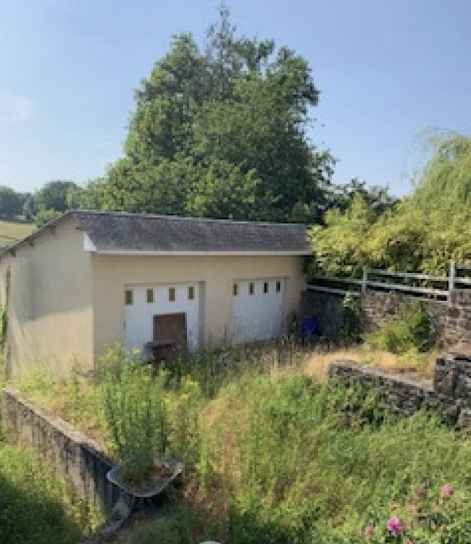 Property photo 3 of 12