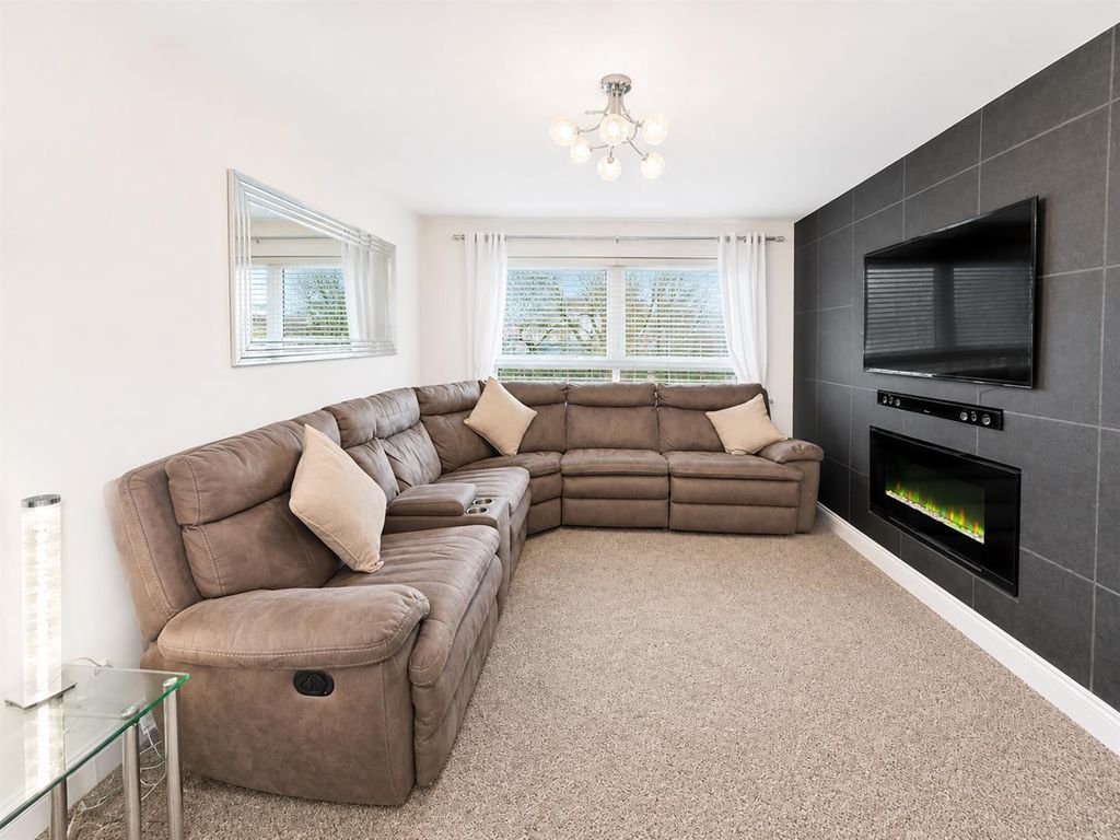 Property photo 2 of 12 6.Png