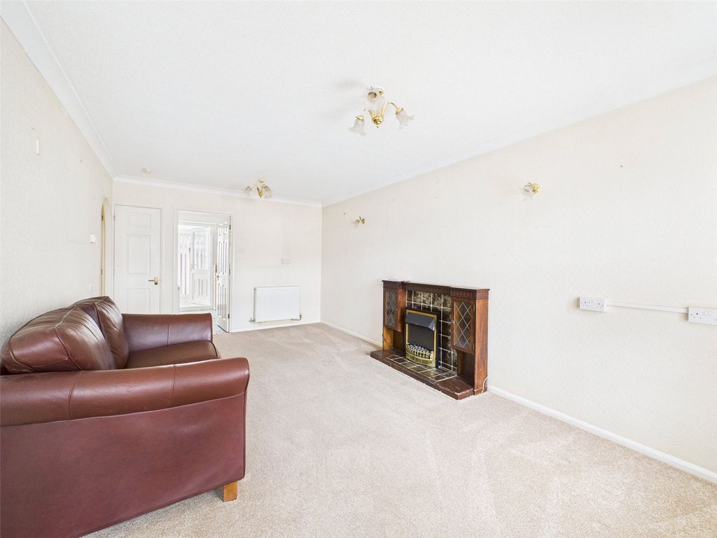 Property photo 2 of 10 Picture No. 03