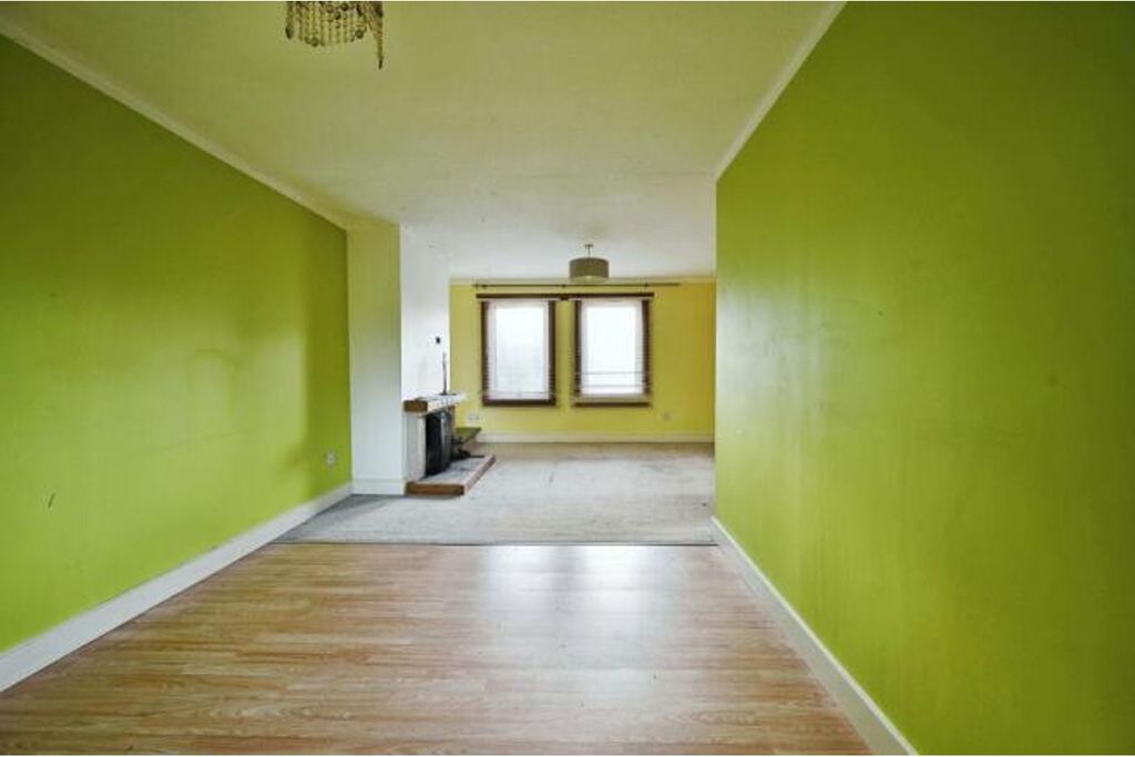 Property photo 2 of 13 Living / Dining Room