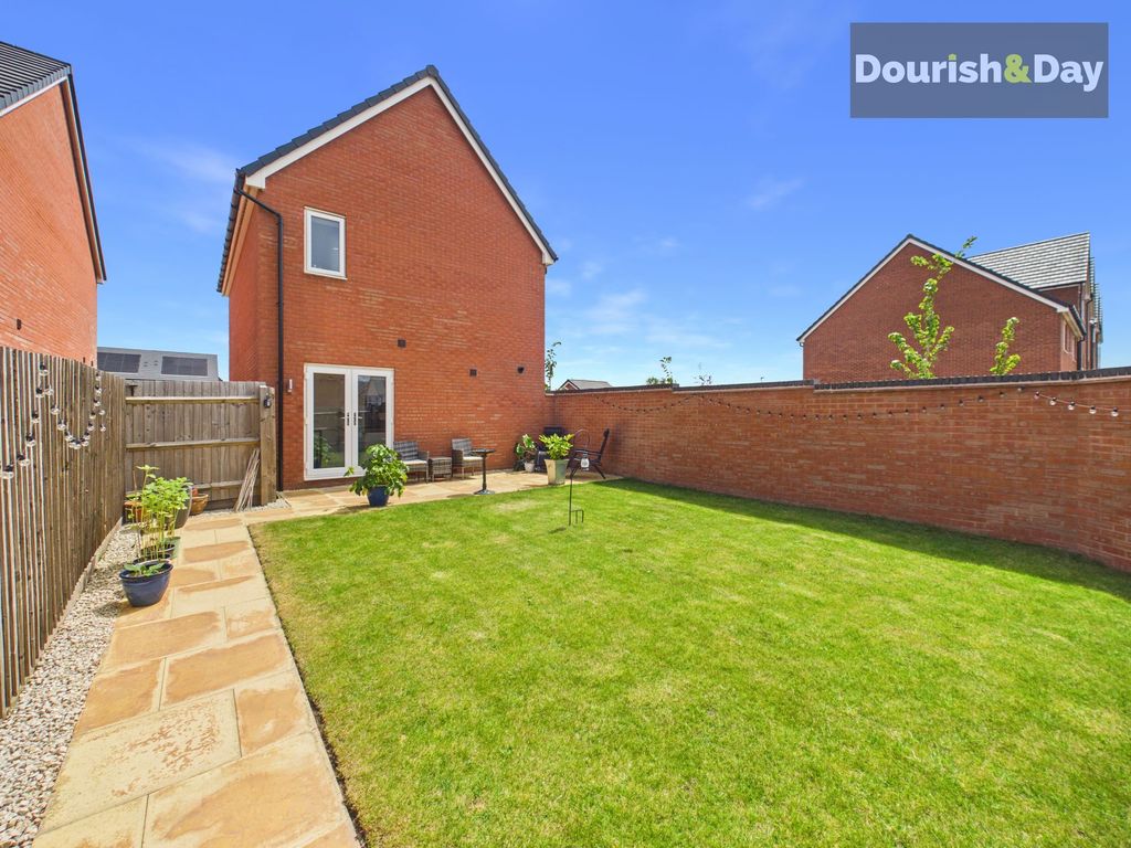 Property photo 3 of 18