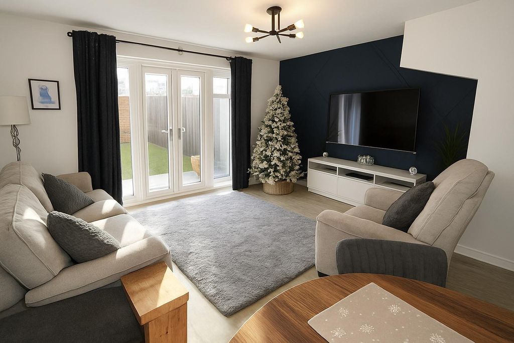 Property photo 2 of 15