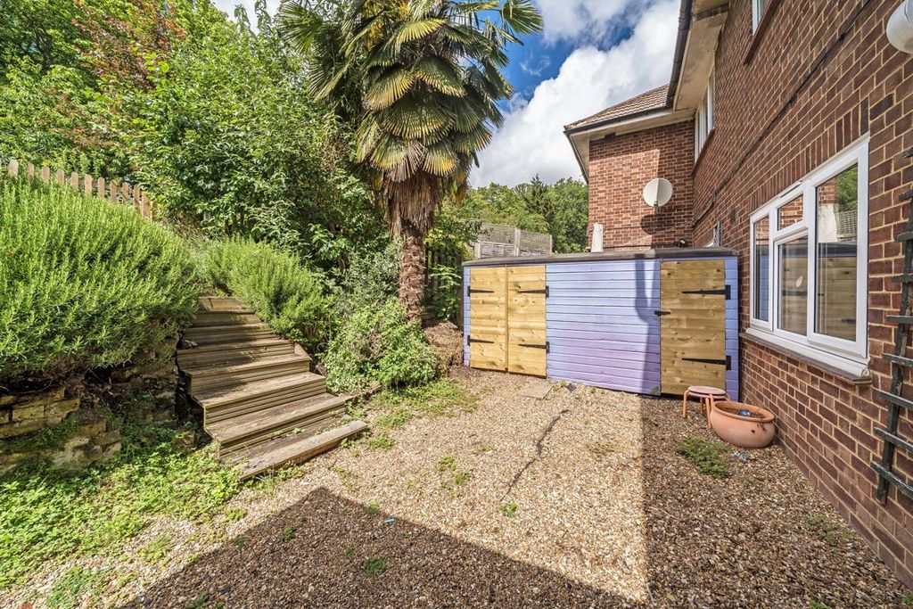 Property photo 3 of 8