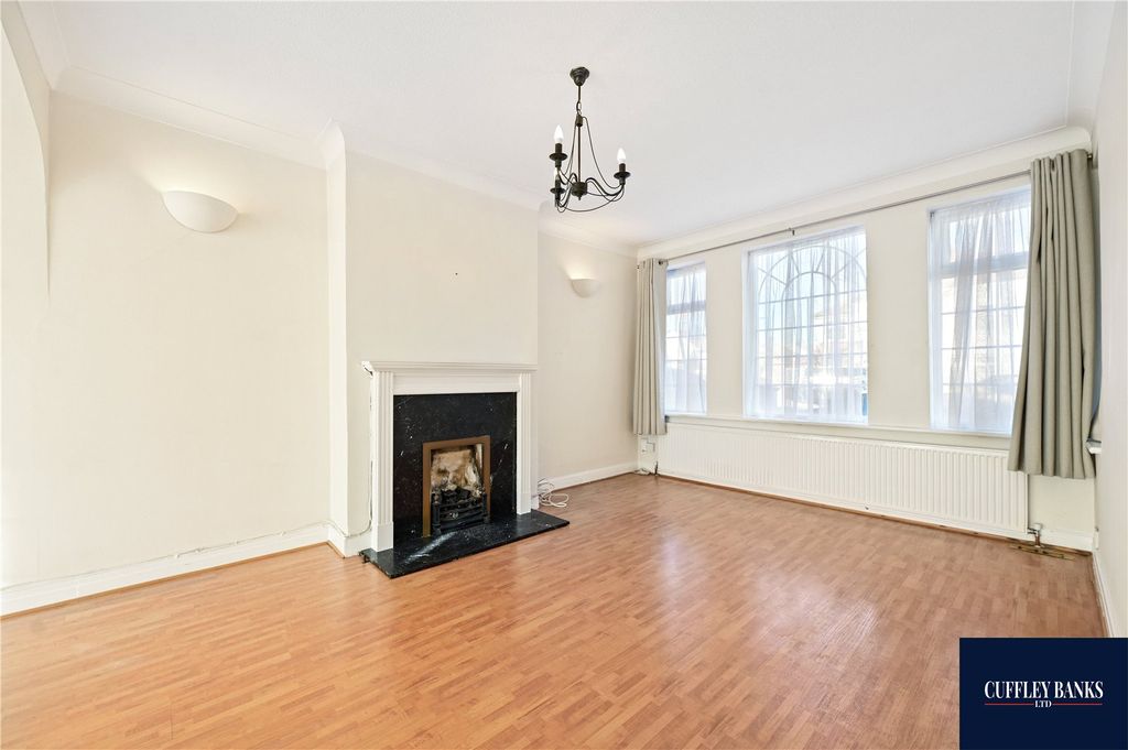 Property photo 2 of 10 Picture No. 02