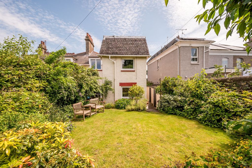 Additional image 18 of 3 bed semi-detached house for sale6 Jedburgh Road, Dundee DD2