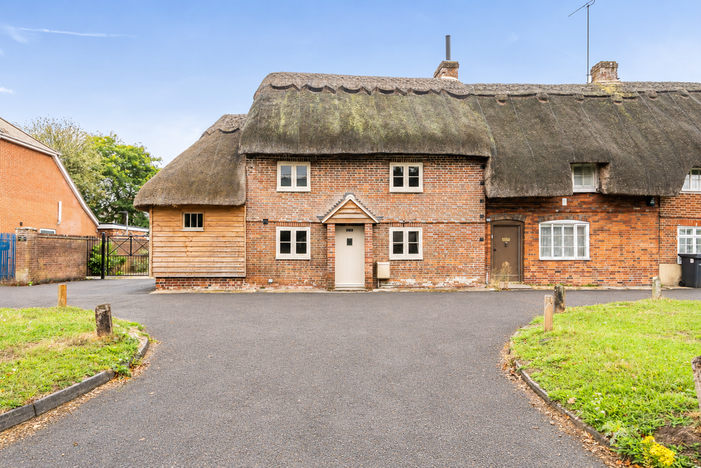 Property photo 1 of 34