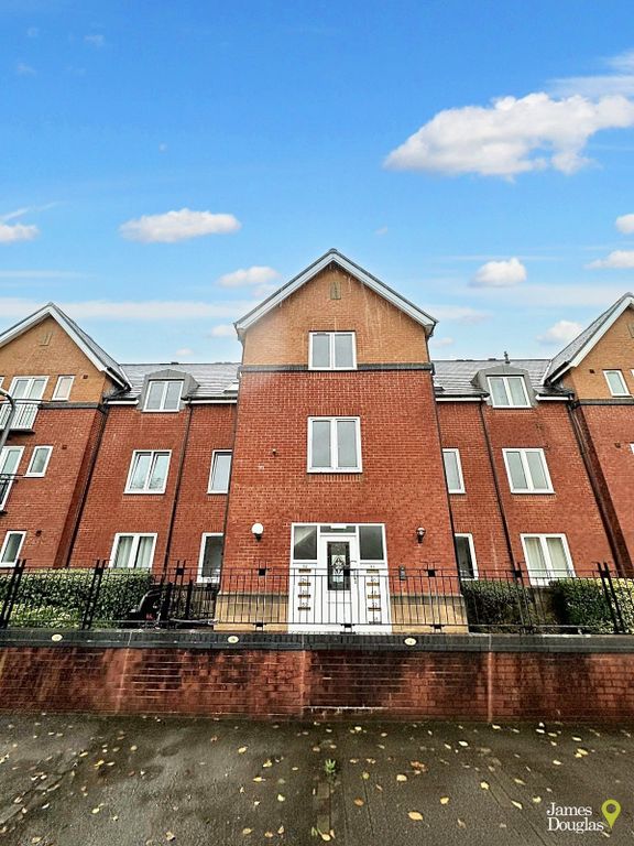 Property photo 1 of 8 36 Corvette - External