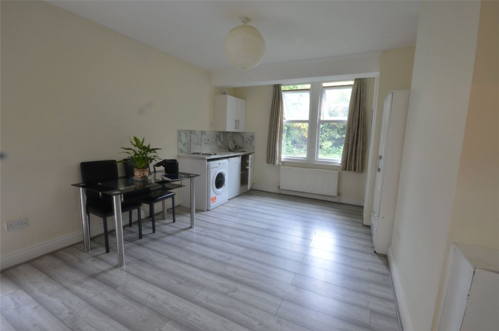 Property photo 1 of 7 Picture No. 07