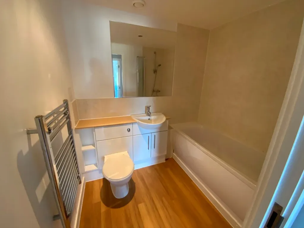 Property photo 3 of 5