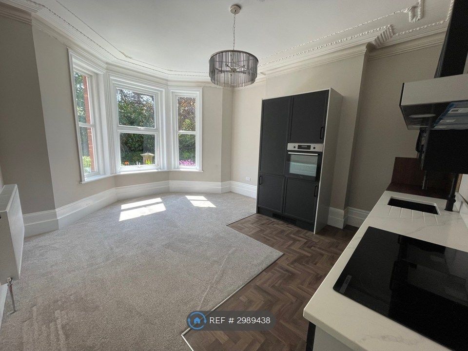 Property photo 3 of 12 Beautiful Bay Window To Front Of Lounge