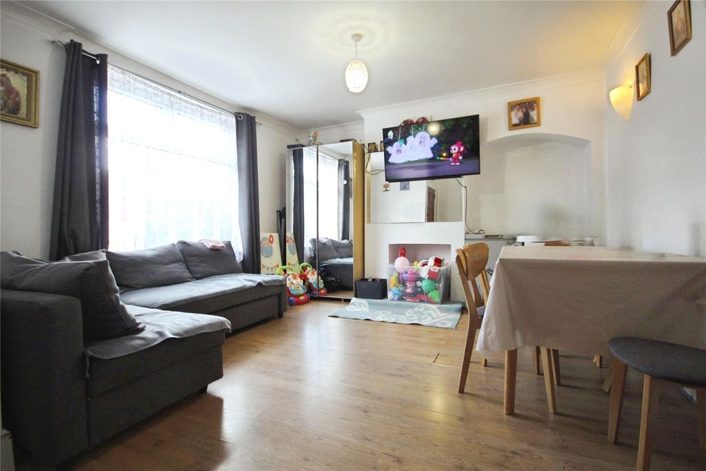 Property photo 2 of 7 Picture No. 26